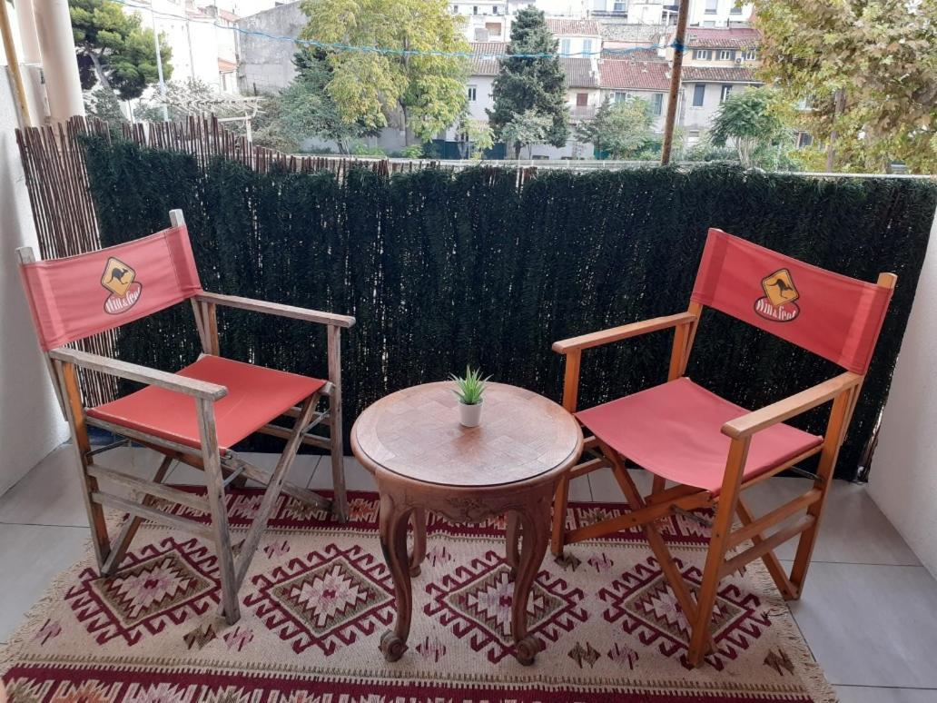 Appartement Calme Avec Terrasse マルセイユ エクステリア 写真